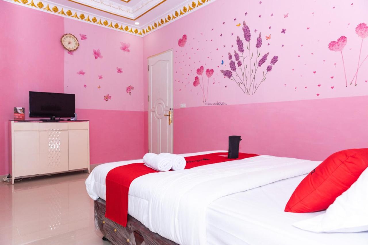 Reddoorz Premium @ Sea Residence Manado Dış mekan fotoğraf